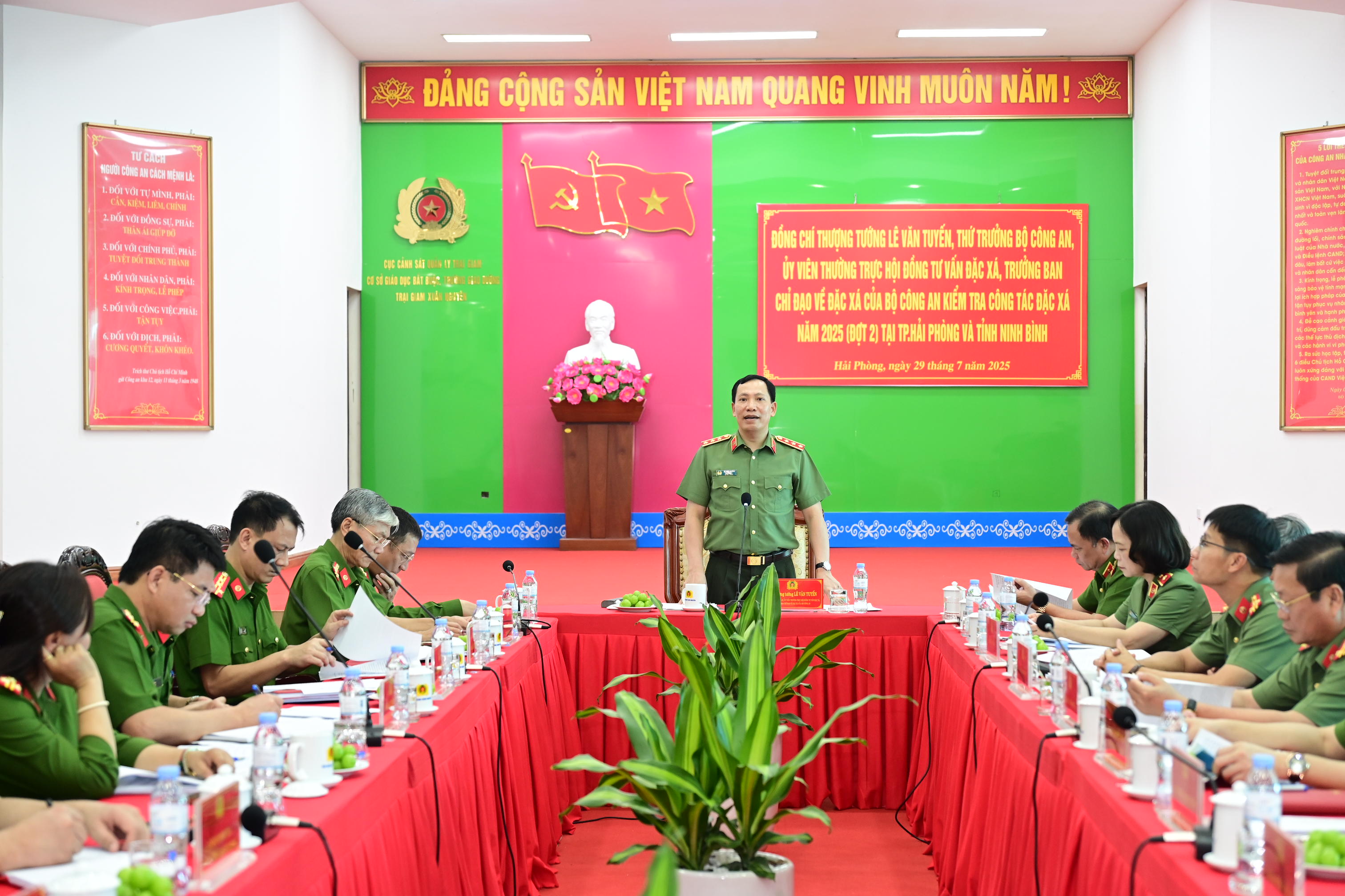 Thượng tướng Lê Văn Tuyến, Thứ trưởng Bộ Công an kiểm tra công tác đặc xá năm 2025 (đợt 2) 